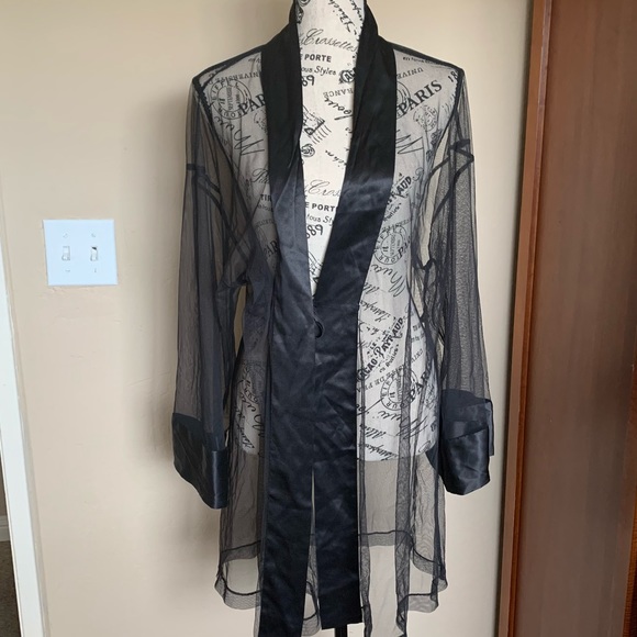 Victoria Secret Robe - Picture 2 of 8